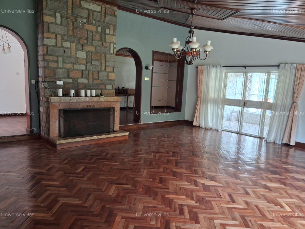 5 Bed Townhouse with En Suite at Karen - 1