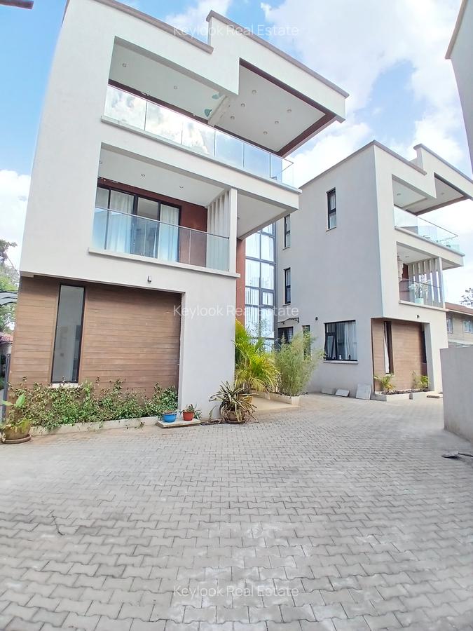 5 Bed Townhouse with En Suite at Lavington Green - 2