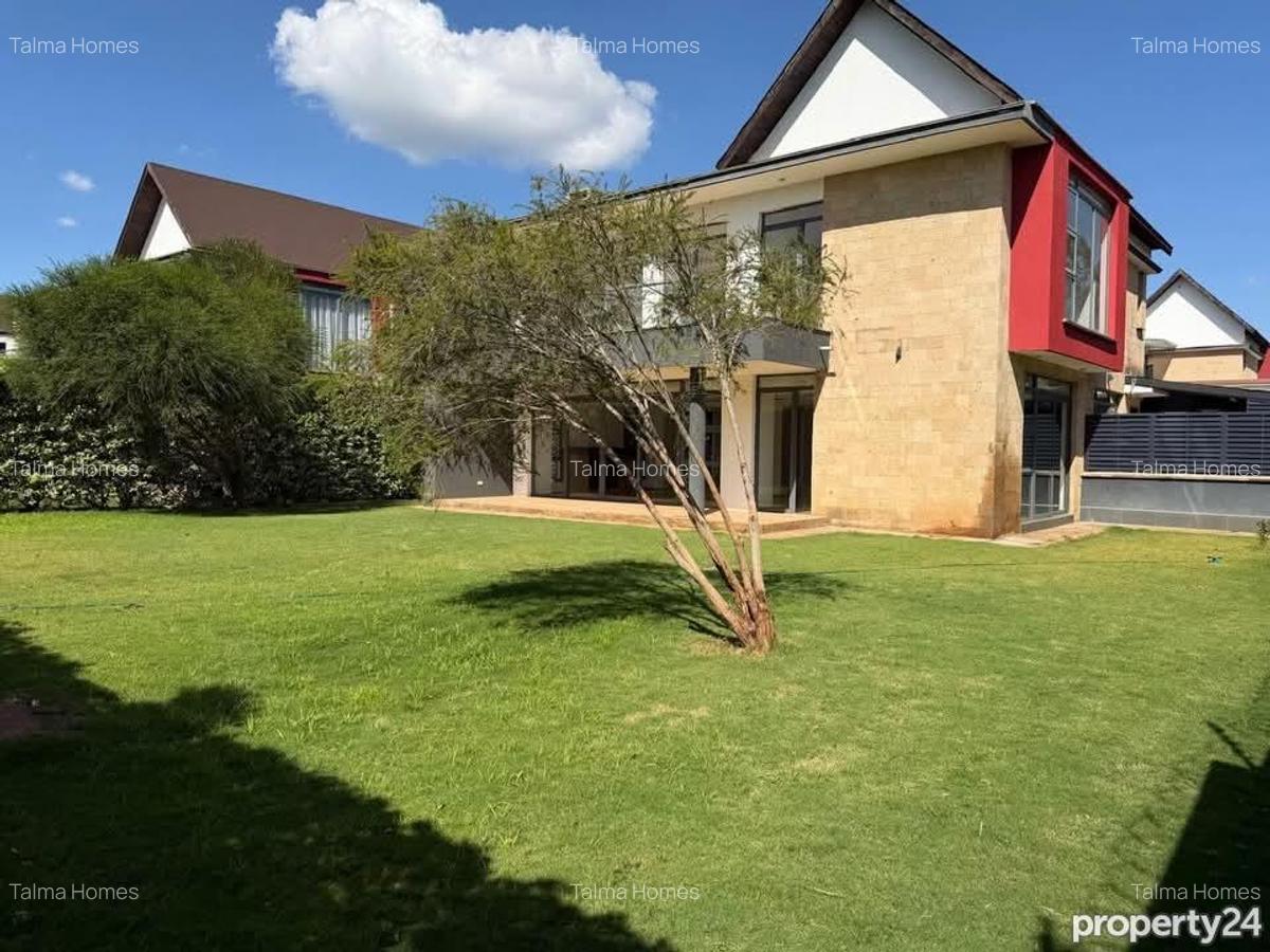 4 Bed Townhouse with En Suite at Garden Estate Road - 7