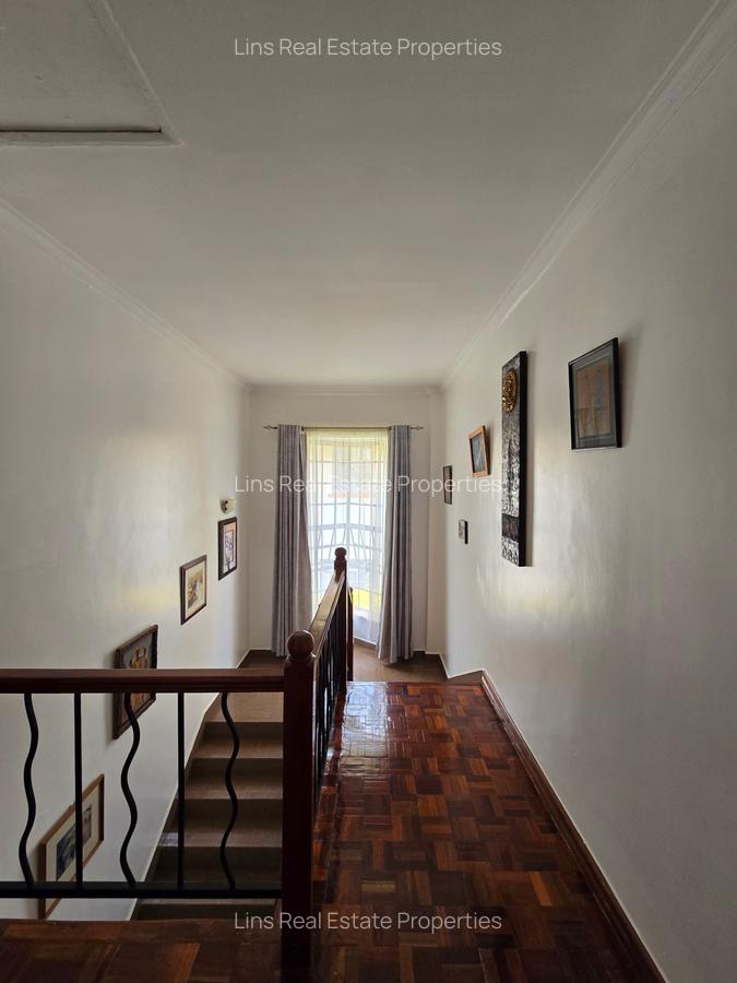 4 Bed Townhouse with En Suite in Loresho - 12