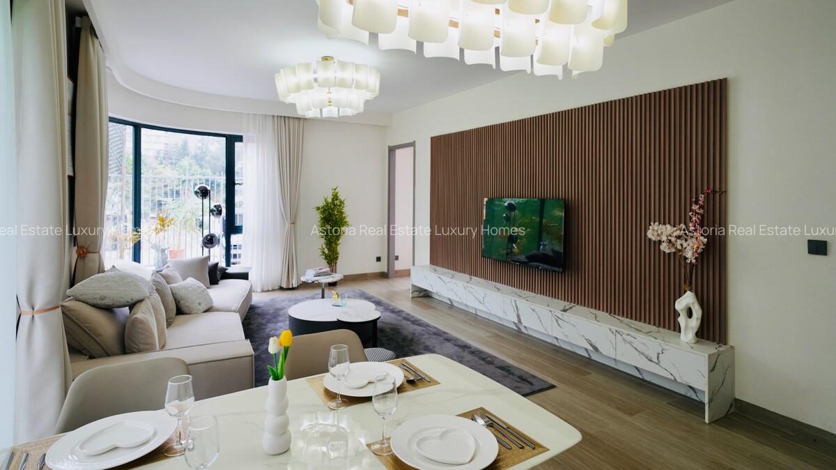 2 Bed Apartment with En Suite at 2026-262 - 5
