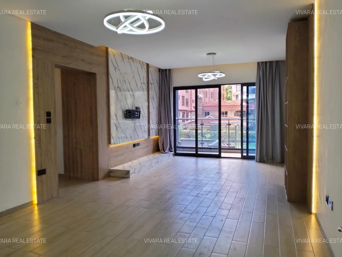 1 Bed Apartment with En Suite in Lavington - 1