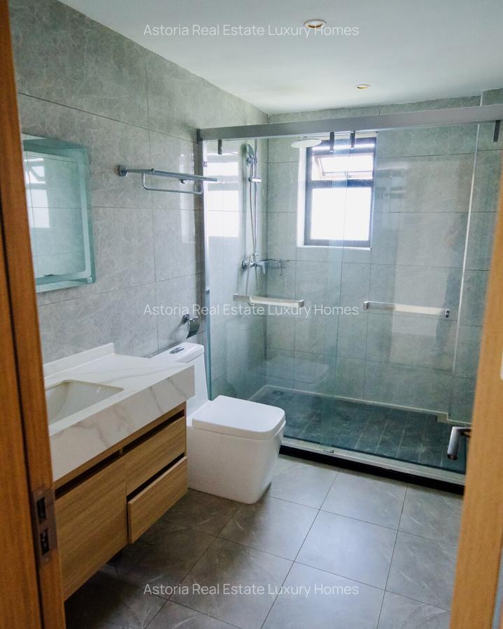 3 Bed Apartment with En Suite at 2026-384 - 6