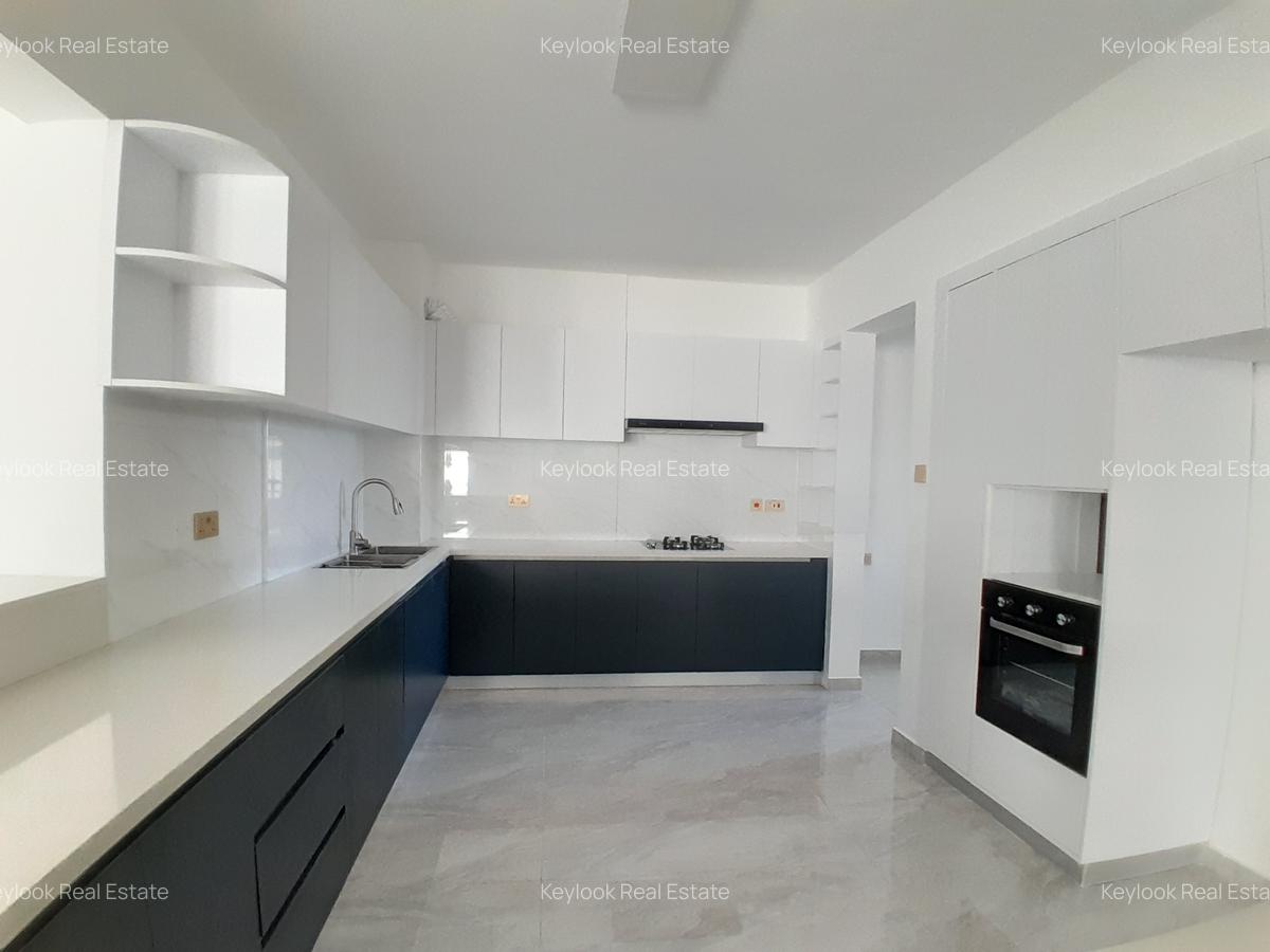 4 Bed Apartment with En Suite at Oloitoktok Road - 7