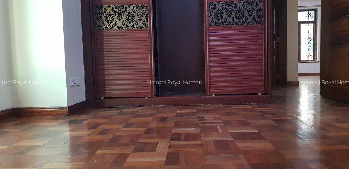 5 Bed Townhouse with En Suite at Lavington Kileleshwa - 19
