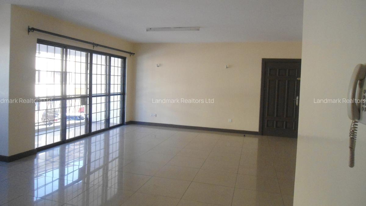 3 Bed Apartment with En Suite at Raphta Road - 9