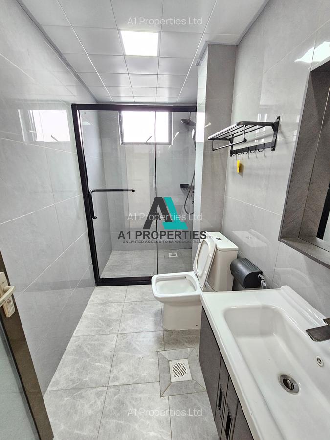 3 Bed Apartment with En Suite in Riverside - 8