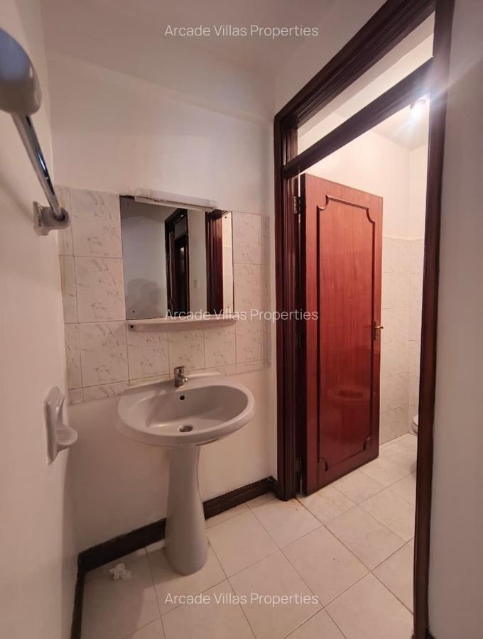 3 Bed Apartment with En Suite in Kileleshwa - 6