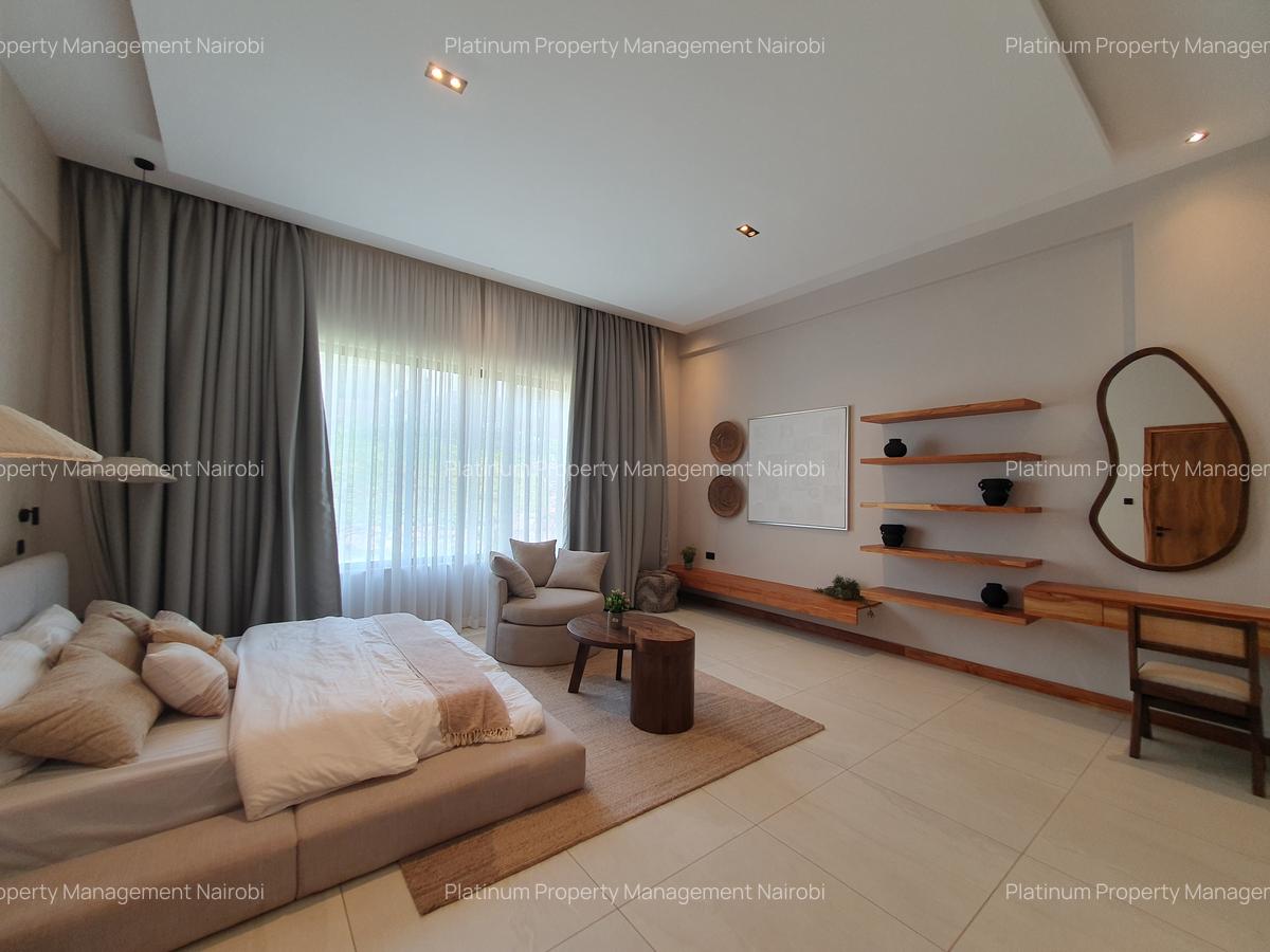 Furnished 4 Bed Apartment with En Suite at Oak & Ivy - 8