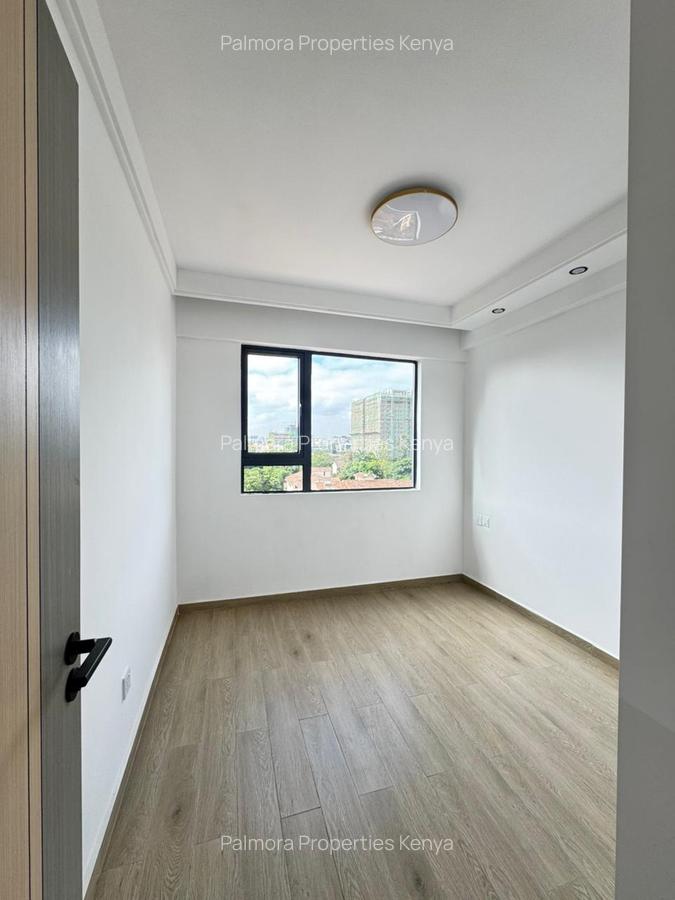 3 Bed Apartment with En Suite in Westlands Area - 12