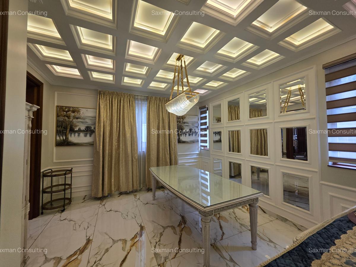 5 Bed Villa with En Suite in Lavington - 19