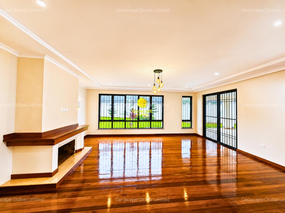 5 Bed House with En Suite in Kyuna - 7