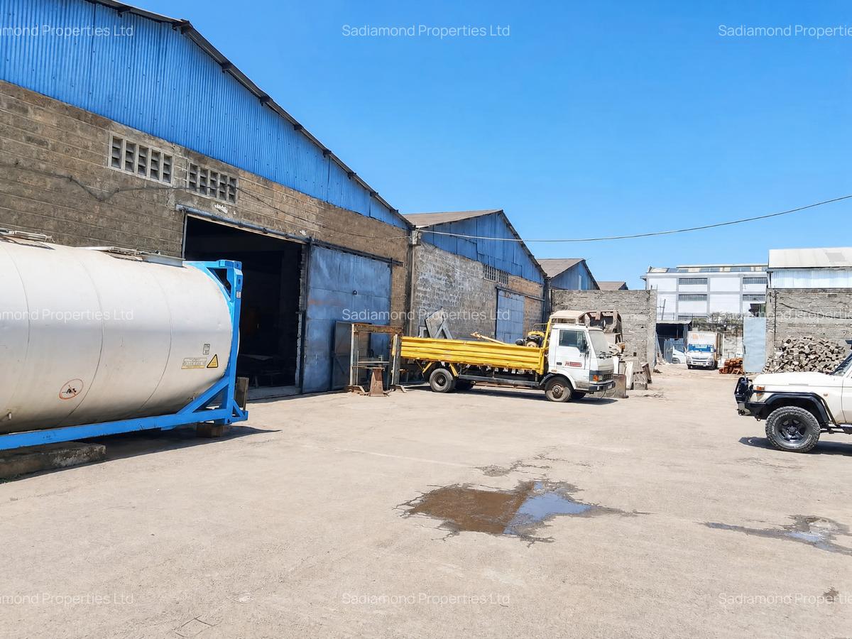 20,000 ft² Warehouse with Parking in Mombasa Road - 1