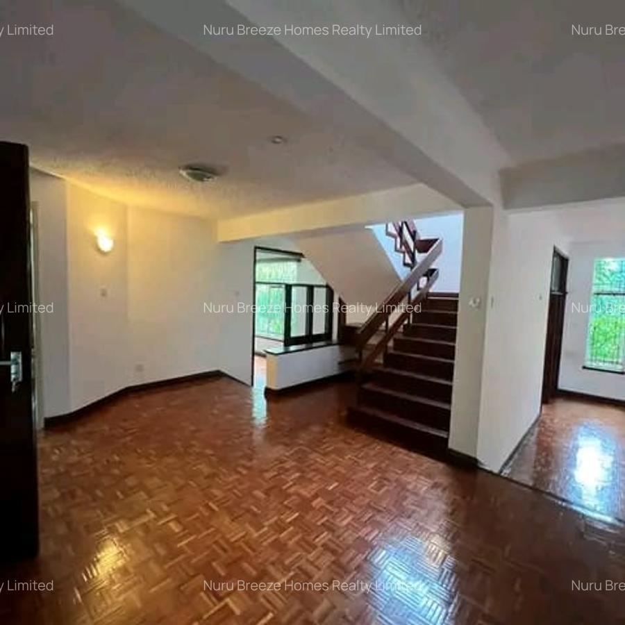 4 Bed Townhouse with En Suite in Gigiri - 5