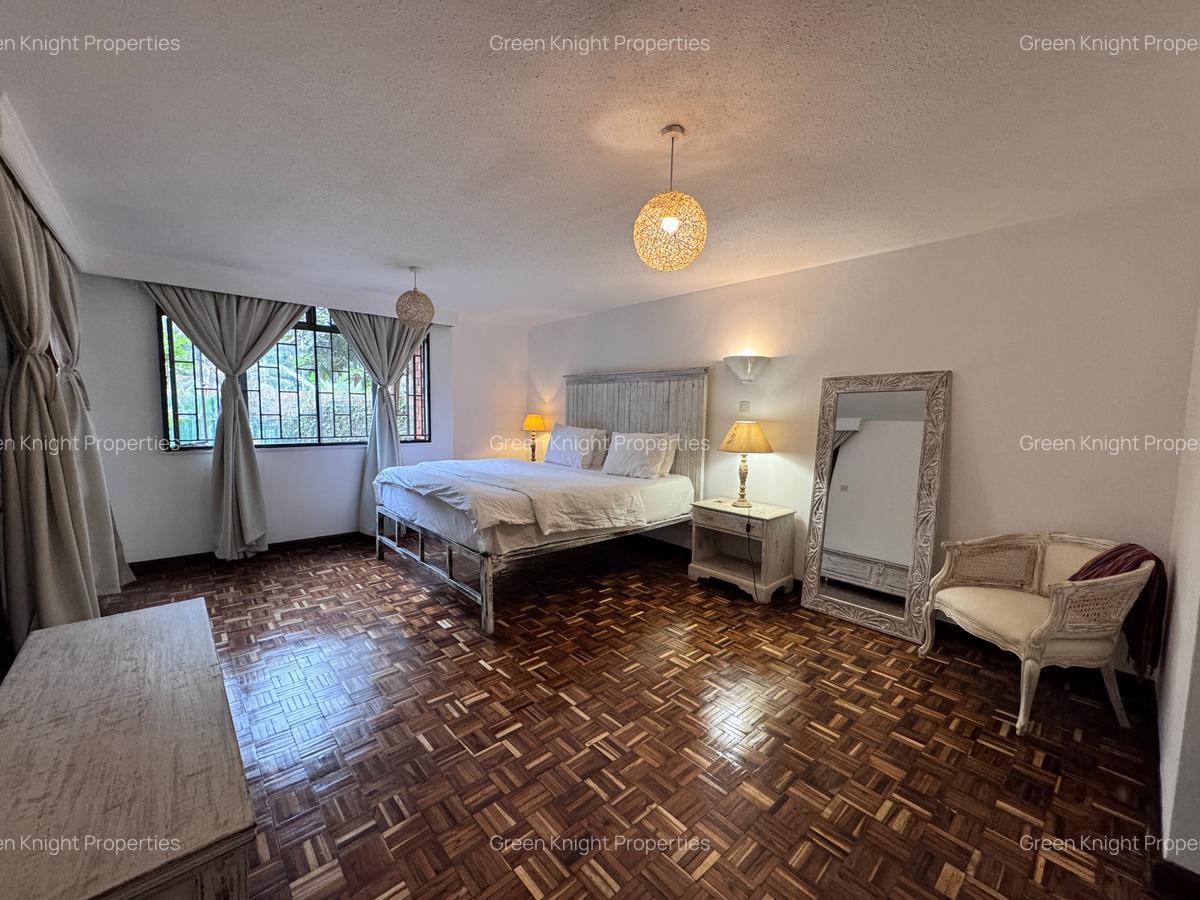 Serviced 3 Bed Apartment with En Suite in Westlands Area - 4