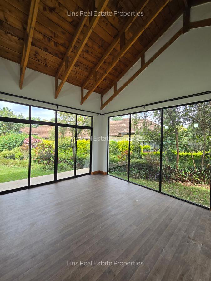 1 Bed House with En Suite in Spring Valley - 16