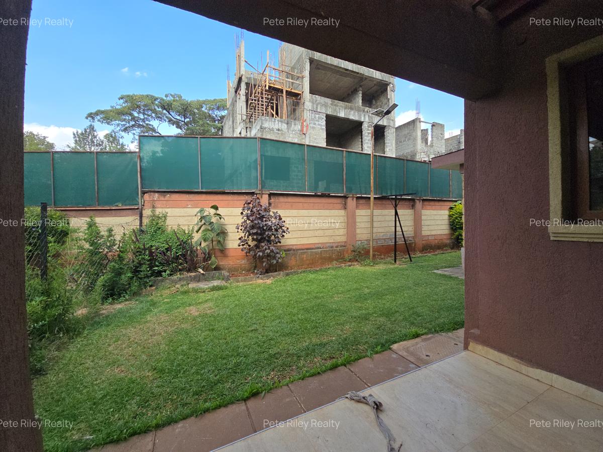 5 Bed Villa with En Suite at Chalbi Drive - 12