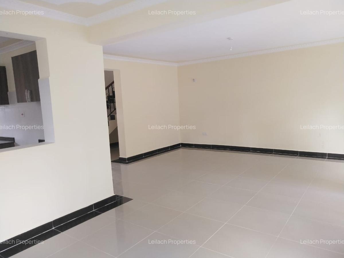 3 Bed House with Swimming Pool in Ngong - 8