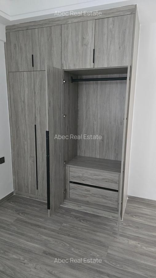 2 Bed Apartment with En Suite in Kilimani - 13