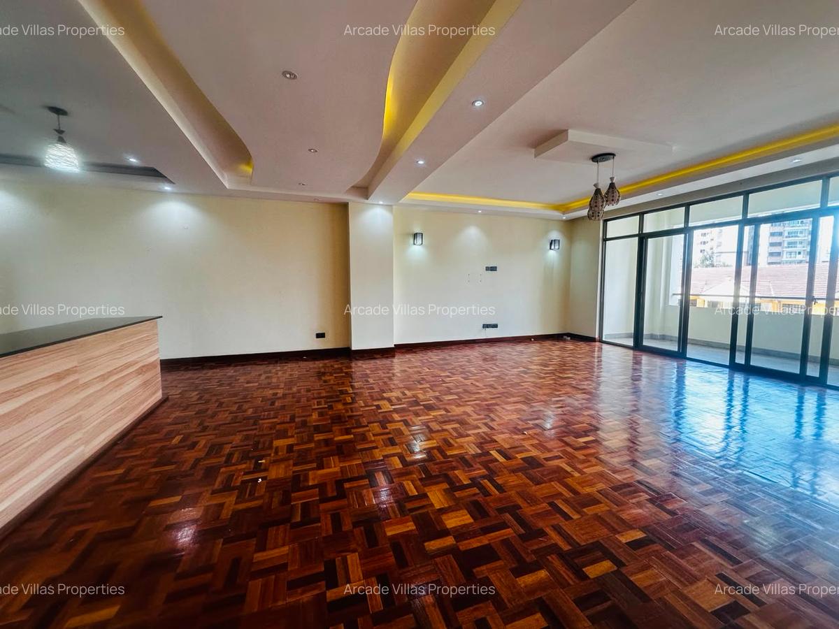 2 Bed Apartment with En Suite in Kileleshwa - 5