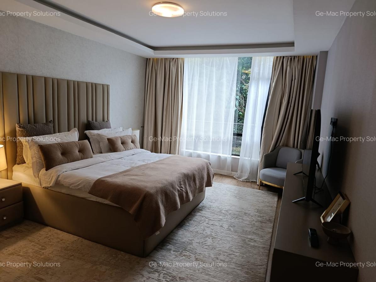 Furnished 3 Bed Apartment with En Suite in Brookside - 3