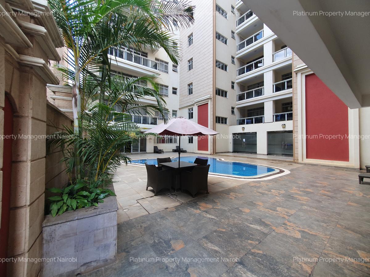 2 Bed Apartment with En Suite at Second Parklands - 16