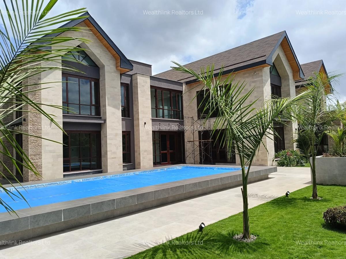 5 Bed House with En Suite at Runda - 1