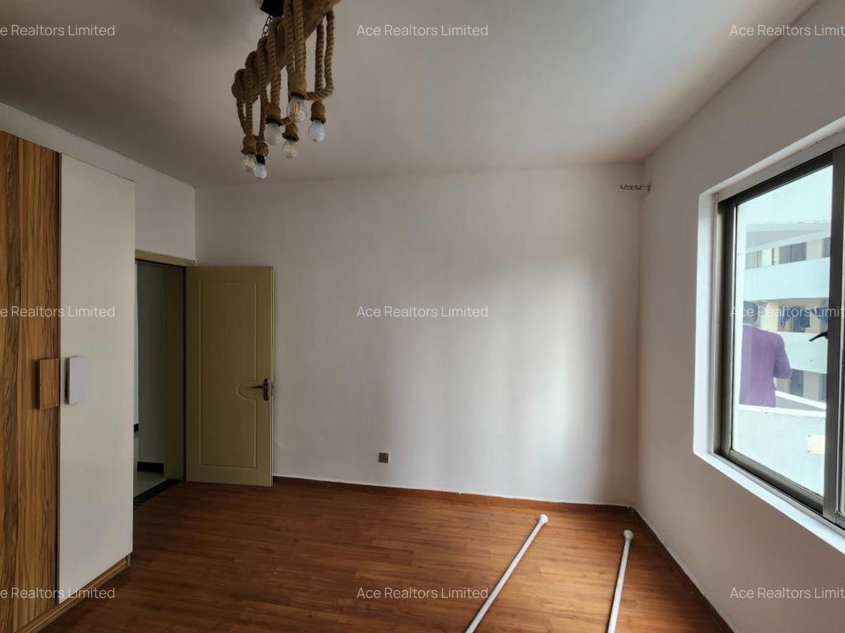 1 Bed Apartment with Swimming Pool at Kileleshwa Near By Pass - 8