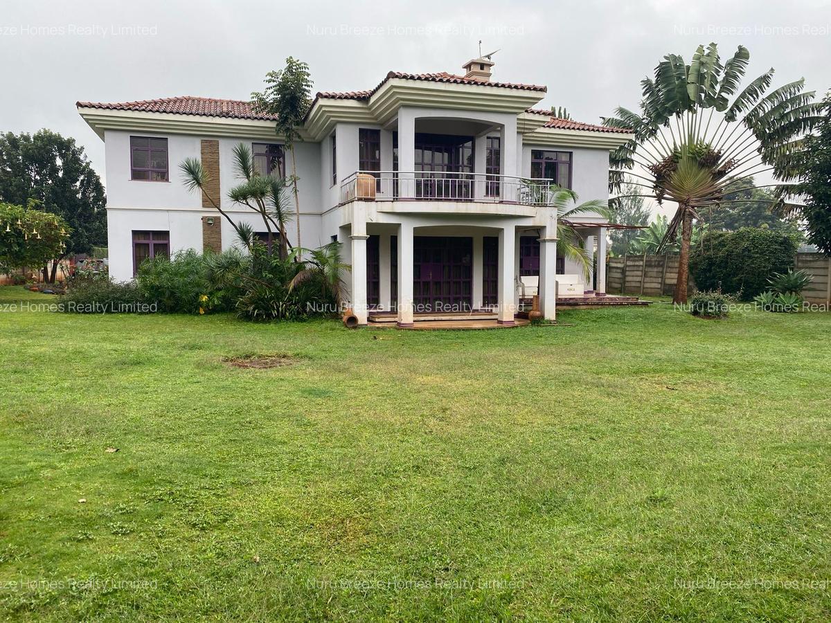 5 Bed House with En Suite in Runda - 1