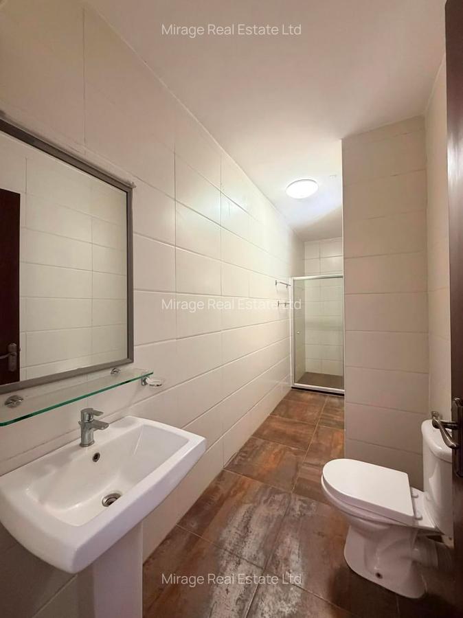 4 Bed Apartment with En Suite in General Mathenge - 11