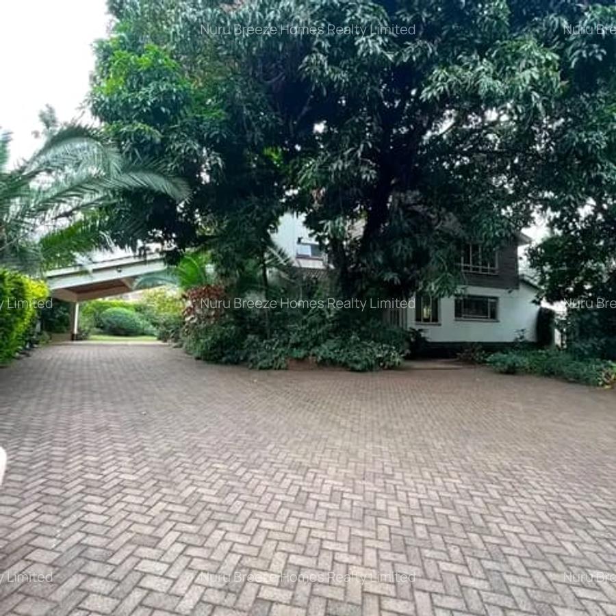 4 Bed Townhouse with En Suite in Gigiri - 9