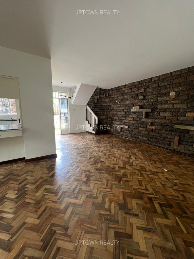 3 Bed Townhouse with Garden at Rhapta Road - 4