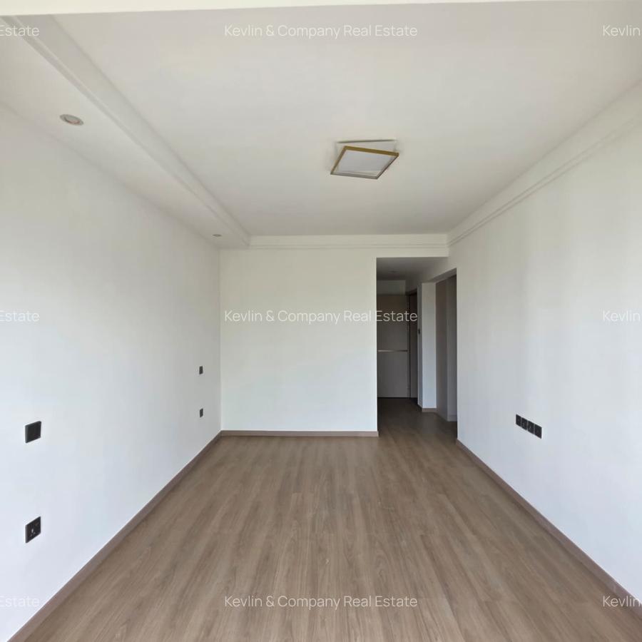 3 Bed Apartment with En Suite in Riverside - 20