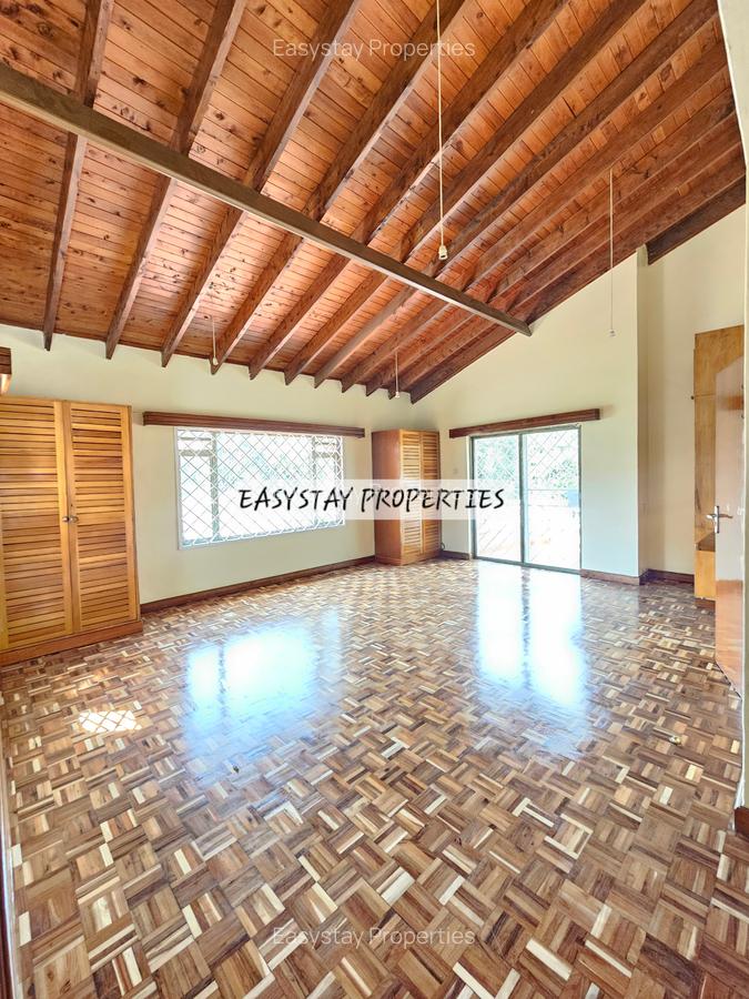 4 Bed Townhouse with En Suite in Lavington - 6