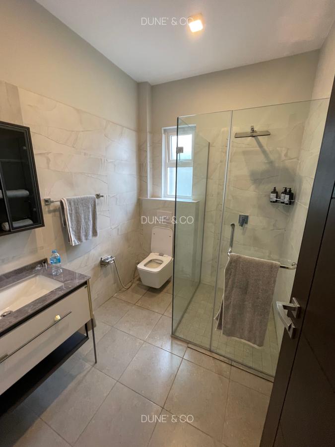 Serviced 2 Bed Apartment with En Suite in Riverside - 14