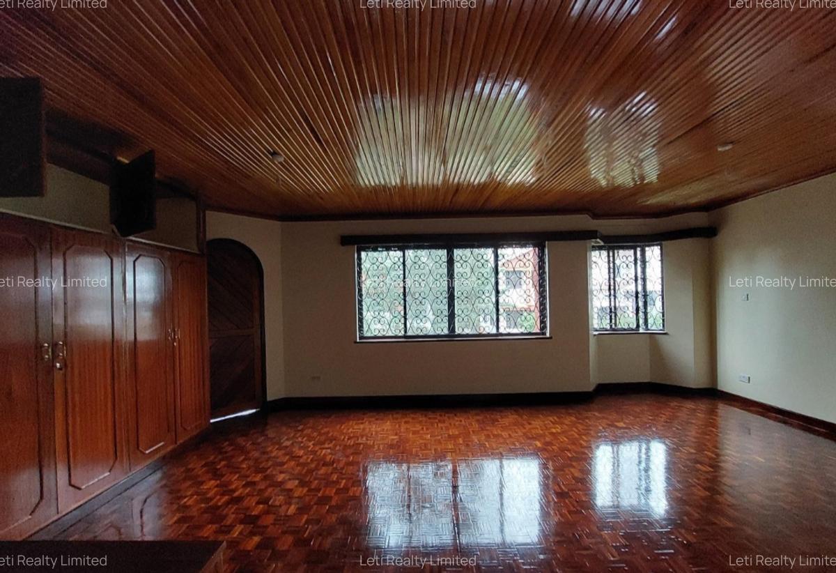 5 Bed Townhouse with En Suite in Kilimani - 11
