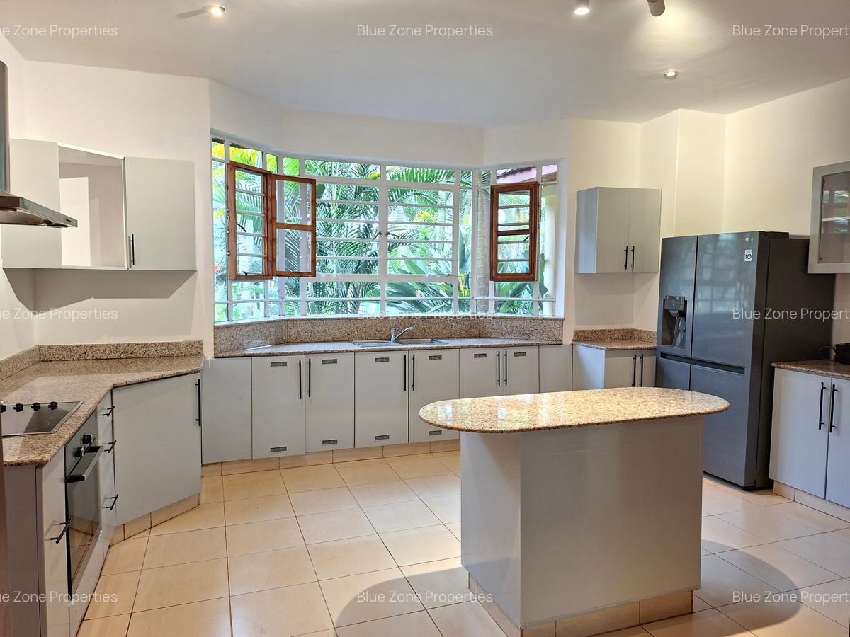4 Bed House with En Suite at Off Glory Rd - 8