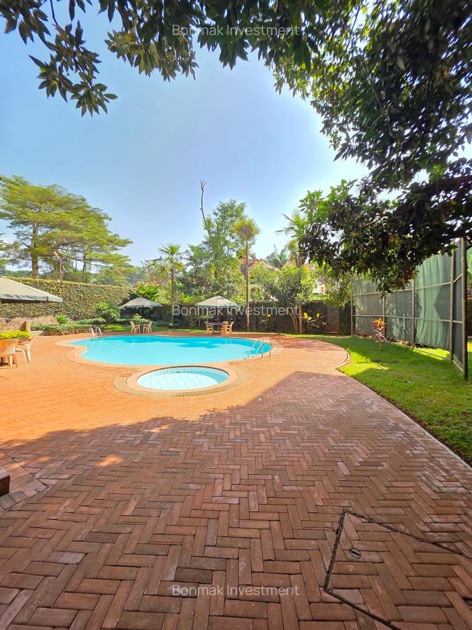 Furnished 3 Bed Apartment with En Suite at Brookside Drive - 2