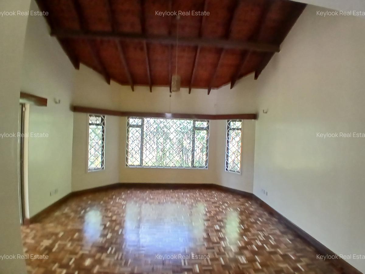 4 Bed Townhouse with En Suite at Lavington Green - 9