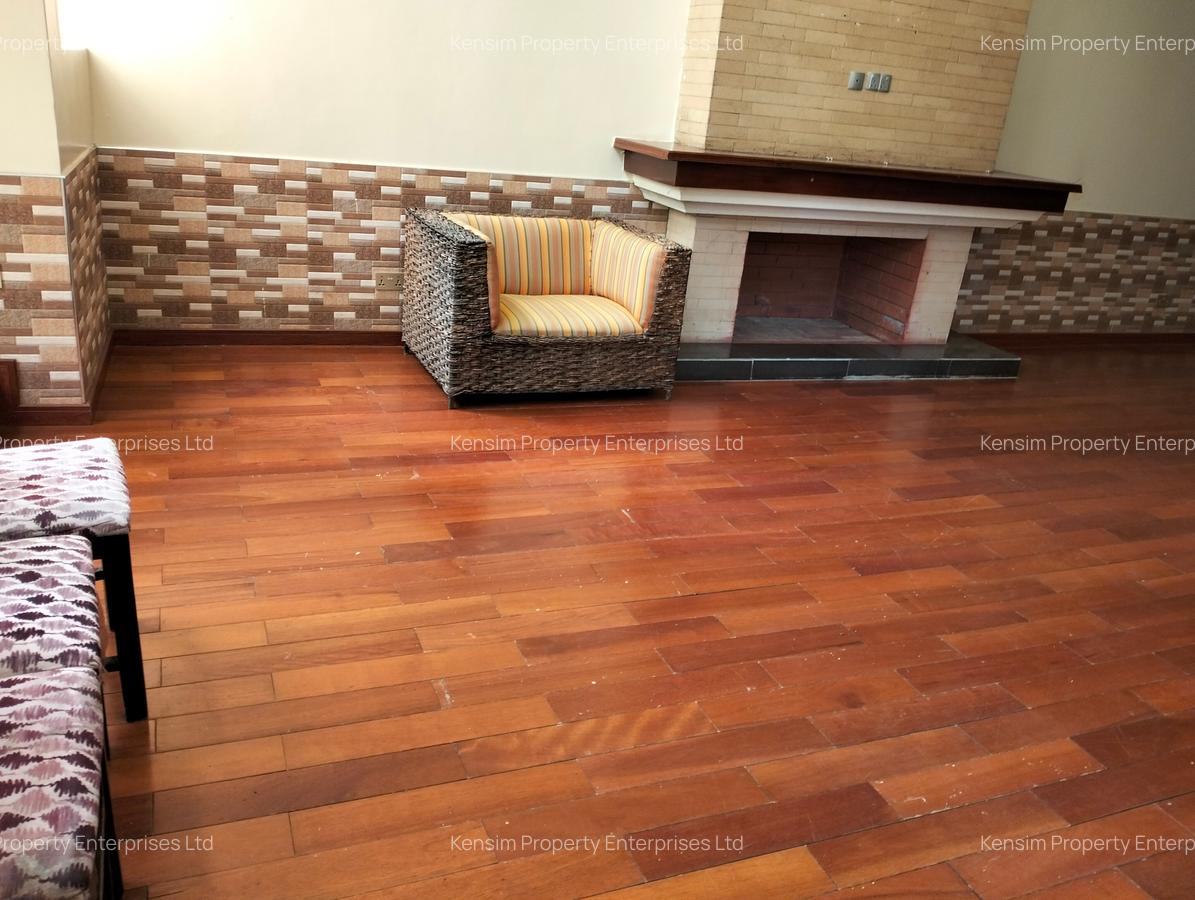 5 Bed Townhouse with En Suite in Lavington - 8