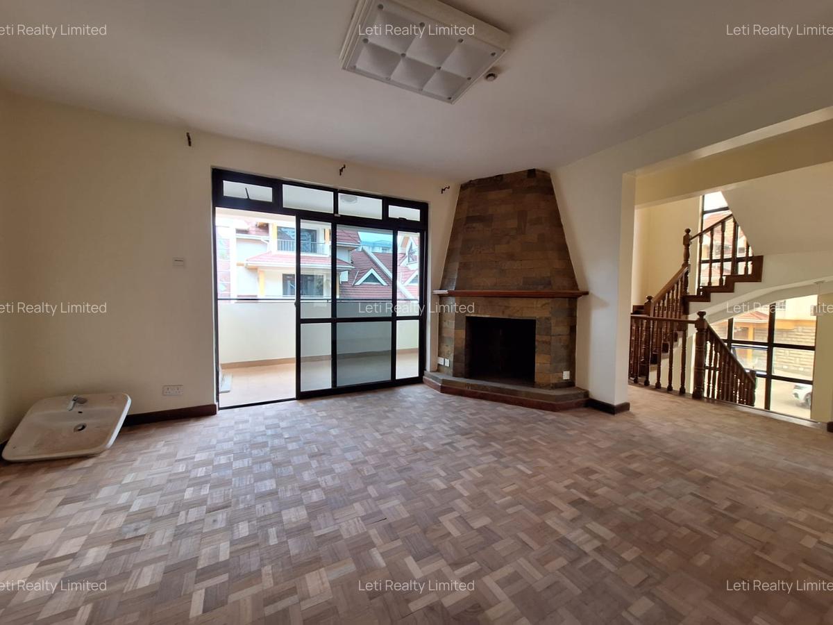 4 Bed Townhouse with En Suite in Kileleshwa - 9
