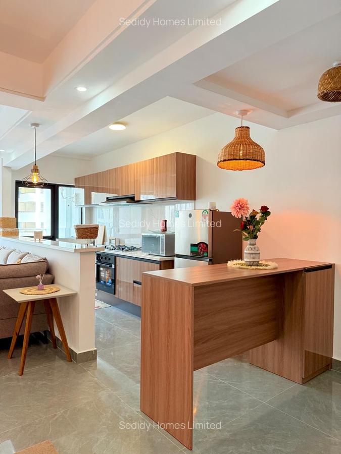 Serviced 2 Bed Apartment with En Suite in Riverside - 6