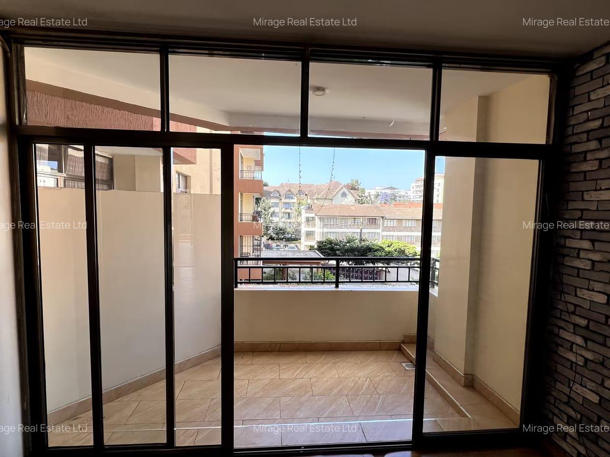 3 Bed Apartment with En Suite in Lavington - 13