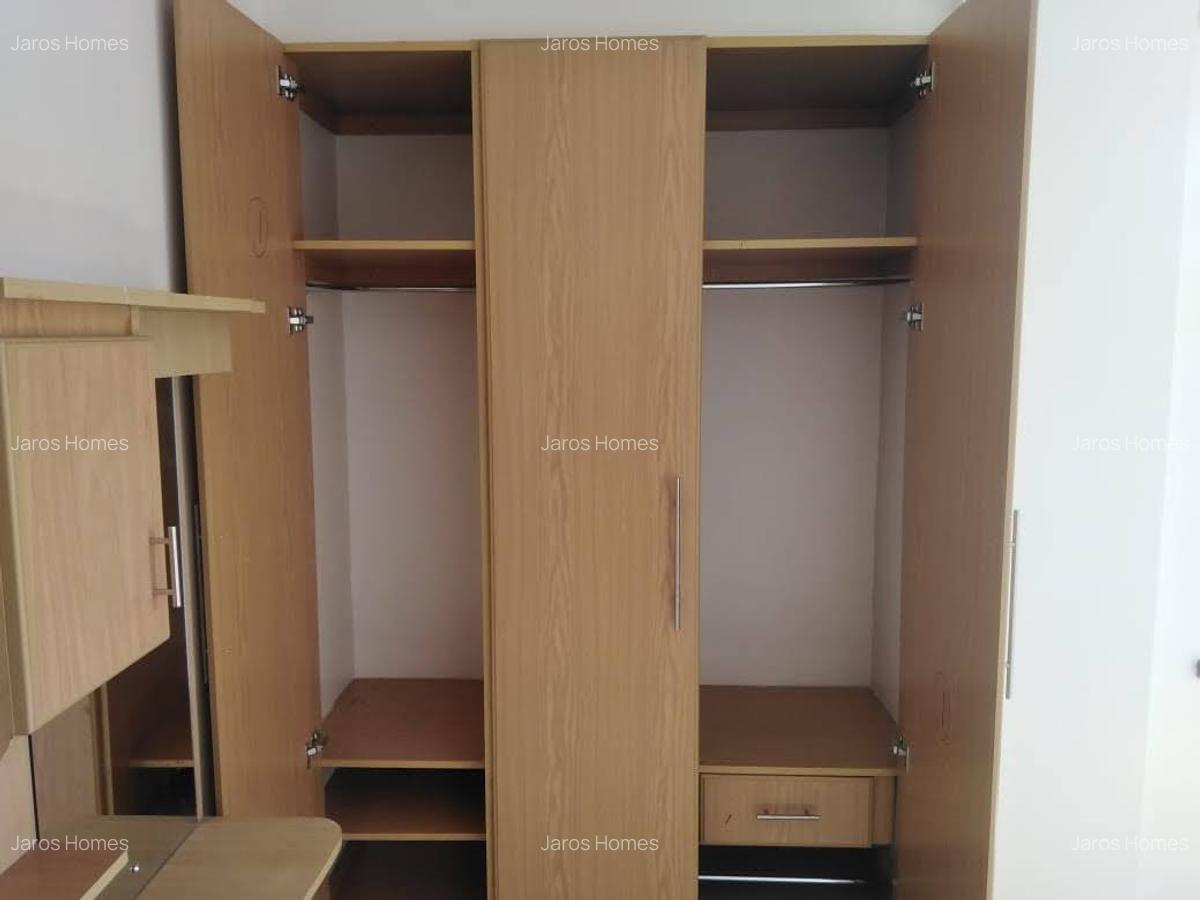 1 Bed Apartment with En Suite at School Lane - 8