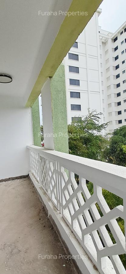 3 Bed Apartment with En Suite at Kizingo - 14