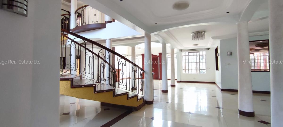 6 Bed House with En Suite in Nyari - 18