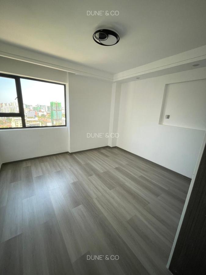 Serviced 2 Bed Apartment with En Suite in Westlands Area - 19