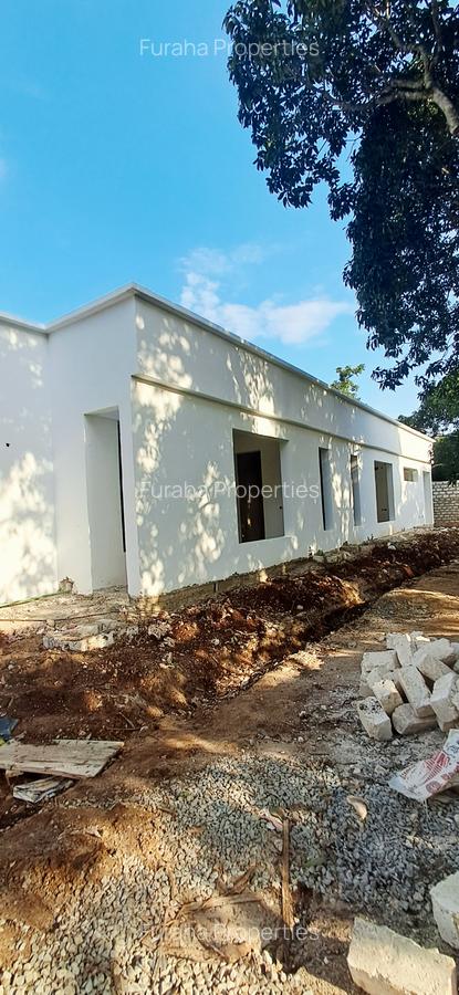 3 Bed Villa with En Suite at Diani Beach - 15
