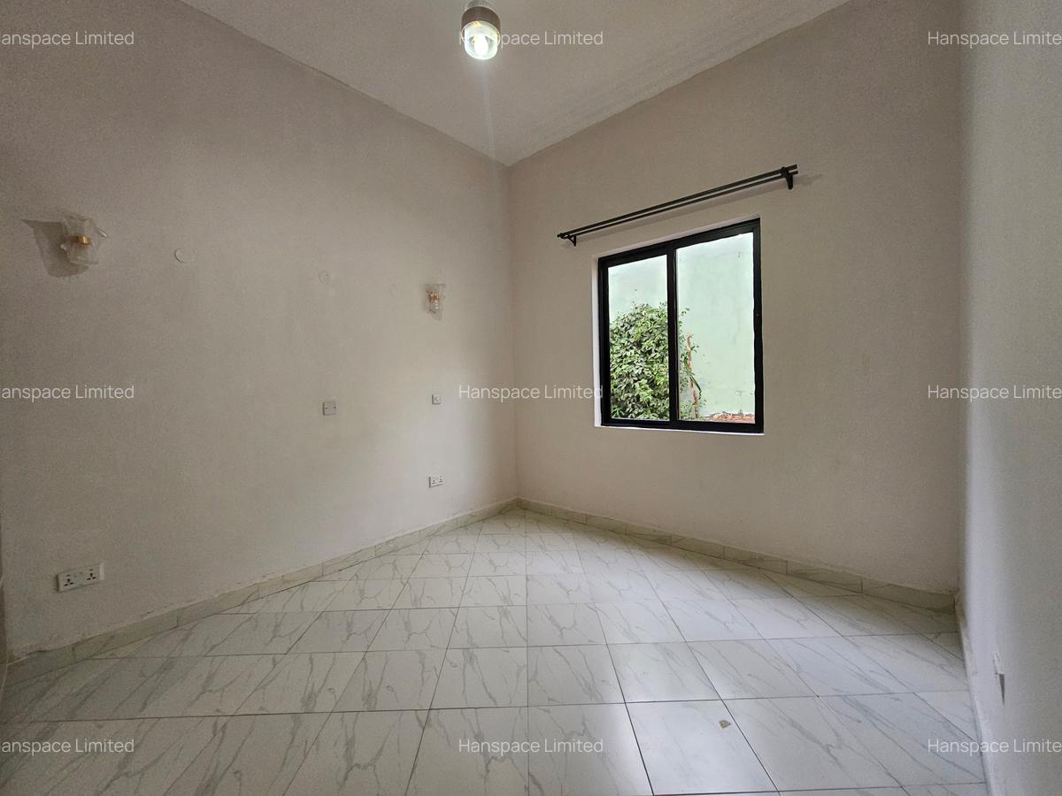 3 Bed House with En Suite in Runda - 12