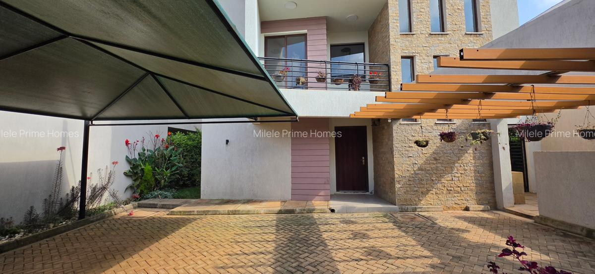 4 Bed Townhouse with En Suite at Runda Gardens - 17